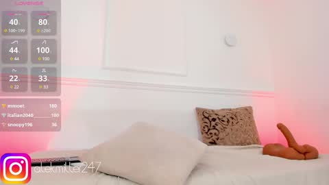 Snapshot of aleksandra_miller chatting on 27, 2, 2025 Aleksandra online show from 27, 2, 2025