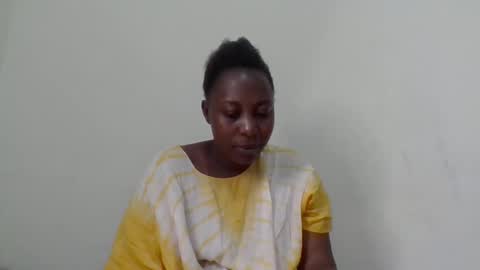 Snapshot of alesha_ chatting on 28, 1, 2025 Noreen Kennth and Emilly online show from 28, 1, 2025