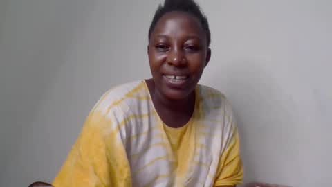 Snapshot of alesha_ chatting on 29, 1, 2025 Noreen Kennth and Emilly online show from 29, 1, 2025