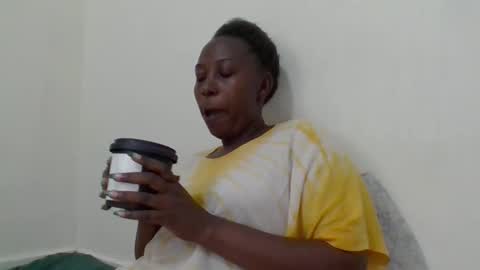 Snapshot of alesha_ chatting on 29, 1, 2025 Noreen Kennth and Emilly online show from 29, 1, 2025