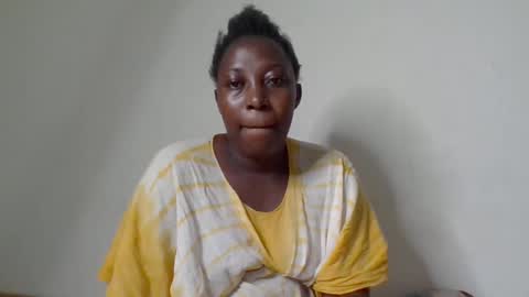 Snapshot of alesha_ chatting on 30, 1, 2025 Noreen Kennth and Emilly online show from 30, 1, 2025