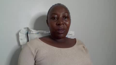 Noreen Kennth and Emilly online show from 25, 11, 2025