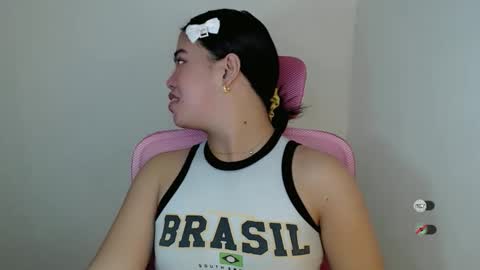 Snapshot of alesha_vibe_me chatting on 2, 5, 2026 alesha_vibe_me online show from 2, 5, 2026