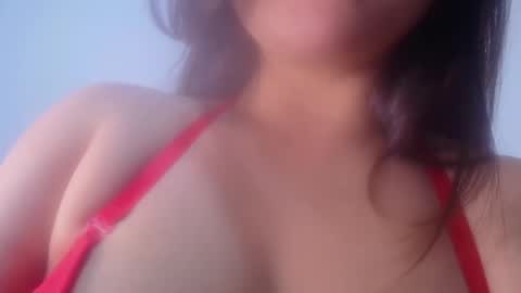 QUEEN OFF MILk  IM BACK  15 NOV online show from 22, 9, 2025