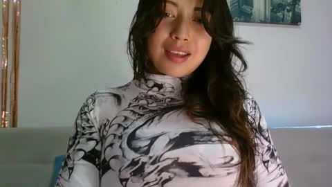 Snapshot of aleska_dollx chatting on 14, 12, 2025 QUEEN OFF MILk IM BACK 15 NOV online show from 14, 12, 2025