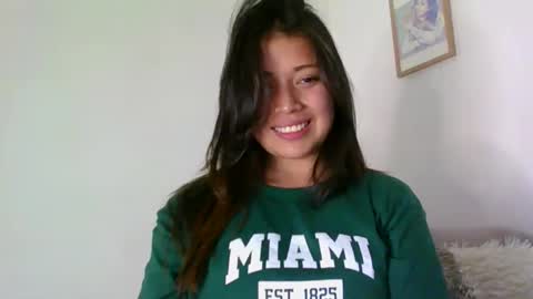 Snapshot of aleska_dollx chatting on 10, 1, 2026 QUEEN OFF MILk IM BACK 15 NOV online show from 10, 1, 2026