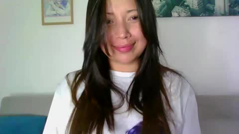 Snapshot of aleska_dollx chatting on 18, 1, 2026 QUEEN OFF MILk IM BACK 15 NOV online show from 18, 1, 2026