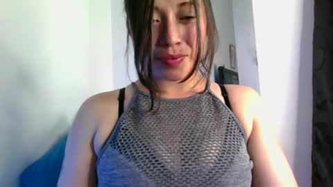 QUEEN OFF MILk  IM BACK  15 NOV online show from 3, 6, 2026