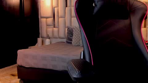 Alessandro King online show from 13, 12, 2024