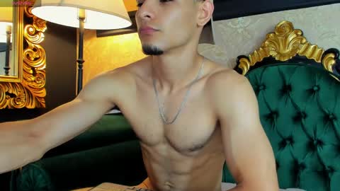 Snapshot of aless_king chatting on 15, 5, 2026 Alessandro King online show from 15, 5, 2026