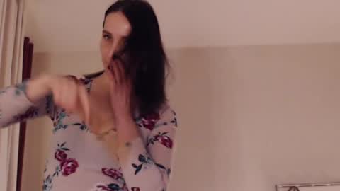 Sandra online show from 9, 3, 2025