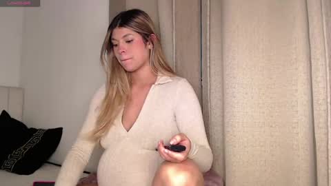 Alessandra Bloom online show from 18, 5, 2026