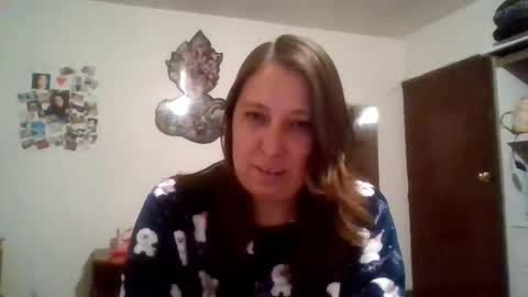 Alessandra Conrado online show from 4, 12, 2025