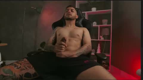 Alessandro INDEPENDENT MODEL online show from 28, 9, 2025