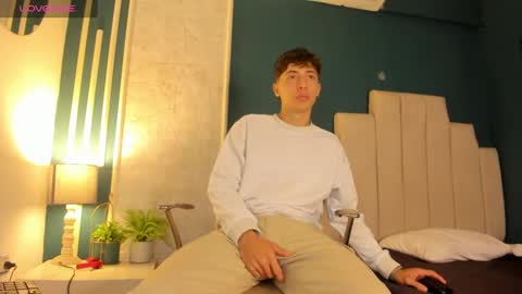 Alessandro Dybala online show from 4, 1, 2025