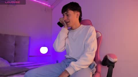 Alessandro Dybala online show from 7, 2, 2025