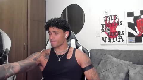 Snapshot of alessandro_vanni chatting on 9, 2, 2026 Alessandro Vanni online show from 9, 2, 2026