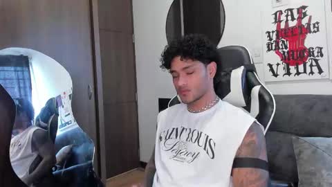 Snapshot of alessandro_vanni chatting on 19, 2, 2026 Alessandro Vanni online show from 19, 2, 2026