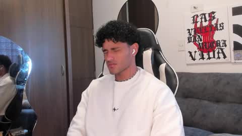 Snapshot of alessandro_vanni chatting on 25, 2, 2026 Alessandro Vanni online show from 25, 2, 2026