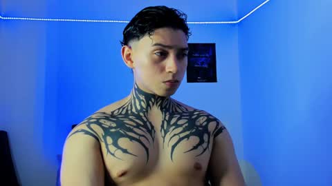 Snapshot of alessandro_wolf chatting on 3, 2, 2025 Alessandro online show from 3, 2, 2025