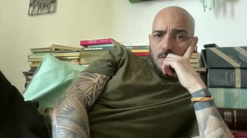 alessandromori91 online show from 11, 4, 2026