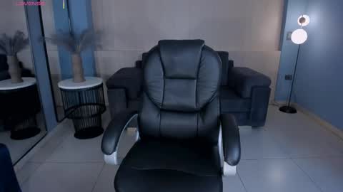 ALESSA ROMERO  online show from 4, 10, 2025