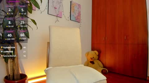 Alessia online show from 9, 12, 2024