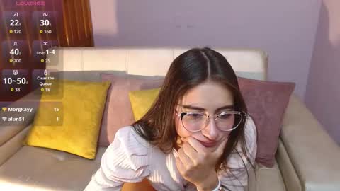 Snapshot of alessia_moore chatting on 28, 11, 2025 Alessia online show from 28, 11, 2025