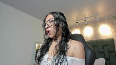 Alessia  online show from 16, 4, 2026