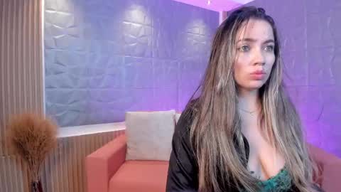 Snapshot of alessia_taylorr chatting on 25, 2, 2025 Alessia Everyday From 0530 to 1430 Col Time online show from 25, 2, 2025