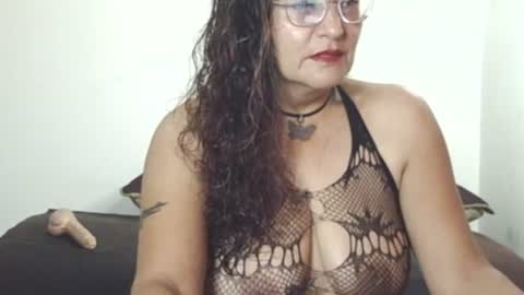 Snapshot of alessiabobs chatting on 8, 6, 2026 Allesiaboobs online show from 8, 6, 2026