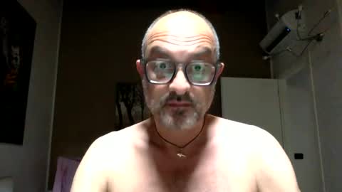 Snapshot of alex1977milano chatting on 24, 6, 2026 the Gold Couple online show from 24, 6, 2026