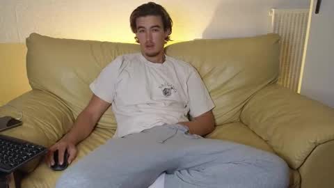 Alex83530 online show from 26, 10, 2025