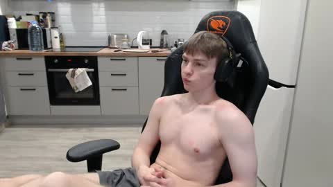 Alex online show from 8, 2, 2025