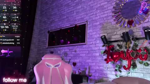 Snapshot of alex_howell chatting on 10, 3, 2025 alex_howell online show from 10, 3, 2025