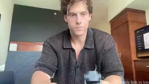 Snapshot of alex_islive chatting on 8, 6, 2026 Alex Stone online show from 8, 6, 2026