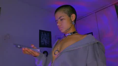 Alex online show from 2, 2, 2026