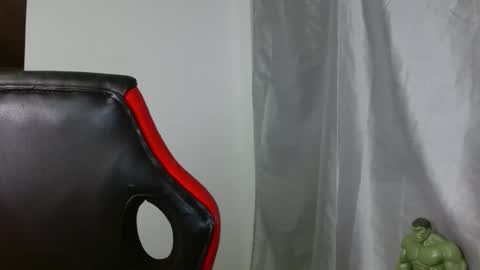 Snapshot of alex_parker07 chatting on 18, 2, 2026 Alex Parker online show from 18, 2, 2026