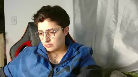 Snapshot of alex_parker07 chatting on 6, 3, 2026 Alex Parker online show from 6, 3, 2026