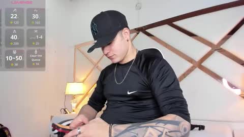 Snapshot of alex_pierce_ chatting on 18, 2, 2026 Alex online show from 18, 2, 2026