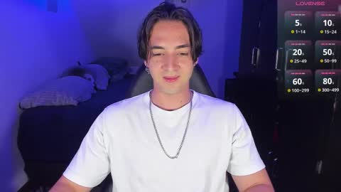 Snapshot of alex_smith0 chatting on 24, 9, 2025     online show from 24, 9, 2025