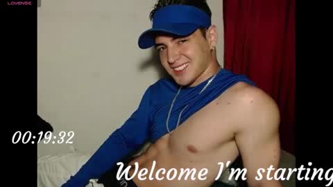 Snapshot of alex_smith0 chatting on 28, 9, 2025     online show from 28, 9, 2025