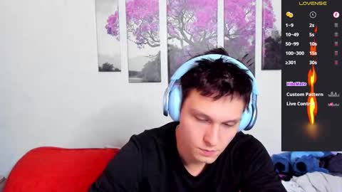 Alex WandHot online show from 7, 10, 2025