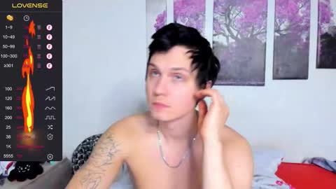 Alex WandHot online show from 9, 11, 2025