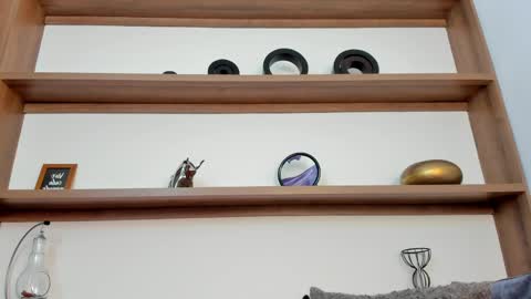 alex_wolf05 online show from 6, 4, 2026