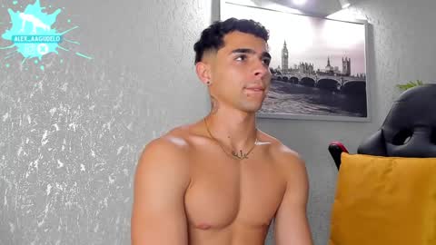 Snapshot of alex_zt chatting on 7, 2, 2025 x online show from 7, 2, 2025