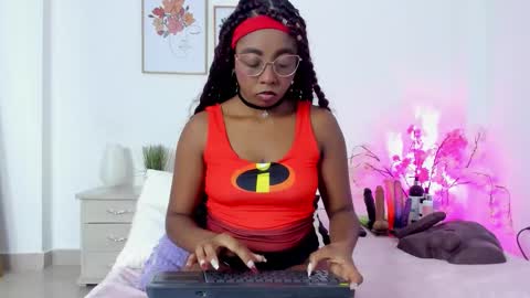 alexa_cortes23 online show from 12, 11, 2025