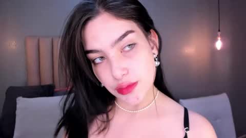 Alexa Thaylor online show from 30, 1, 2025