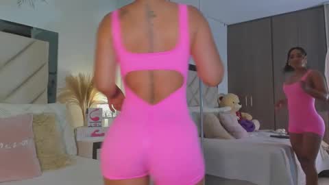 alexa_tobar online show from 24, 2, 2025