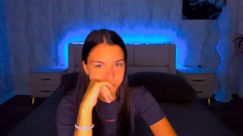 Snapshot of alexabarkley chatting on 3, 7, 2026 angel online show from 3, 7, 2026